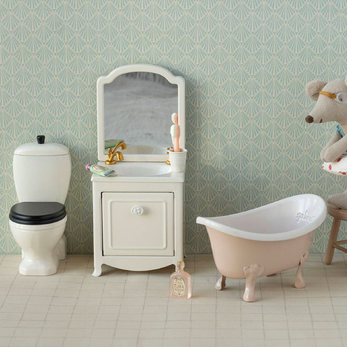 Maileg Dollhouse Bathtub, Mouse Size, Rose