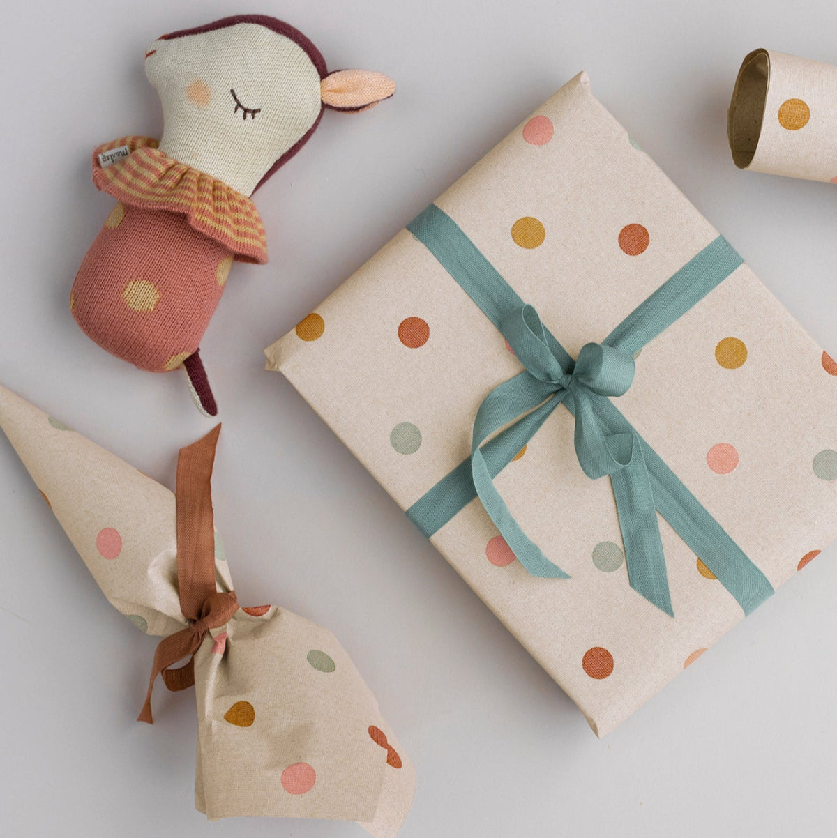 Maileg Wrapping Paper, Multi Dots, 11 yards