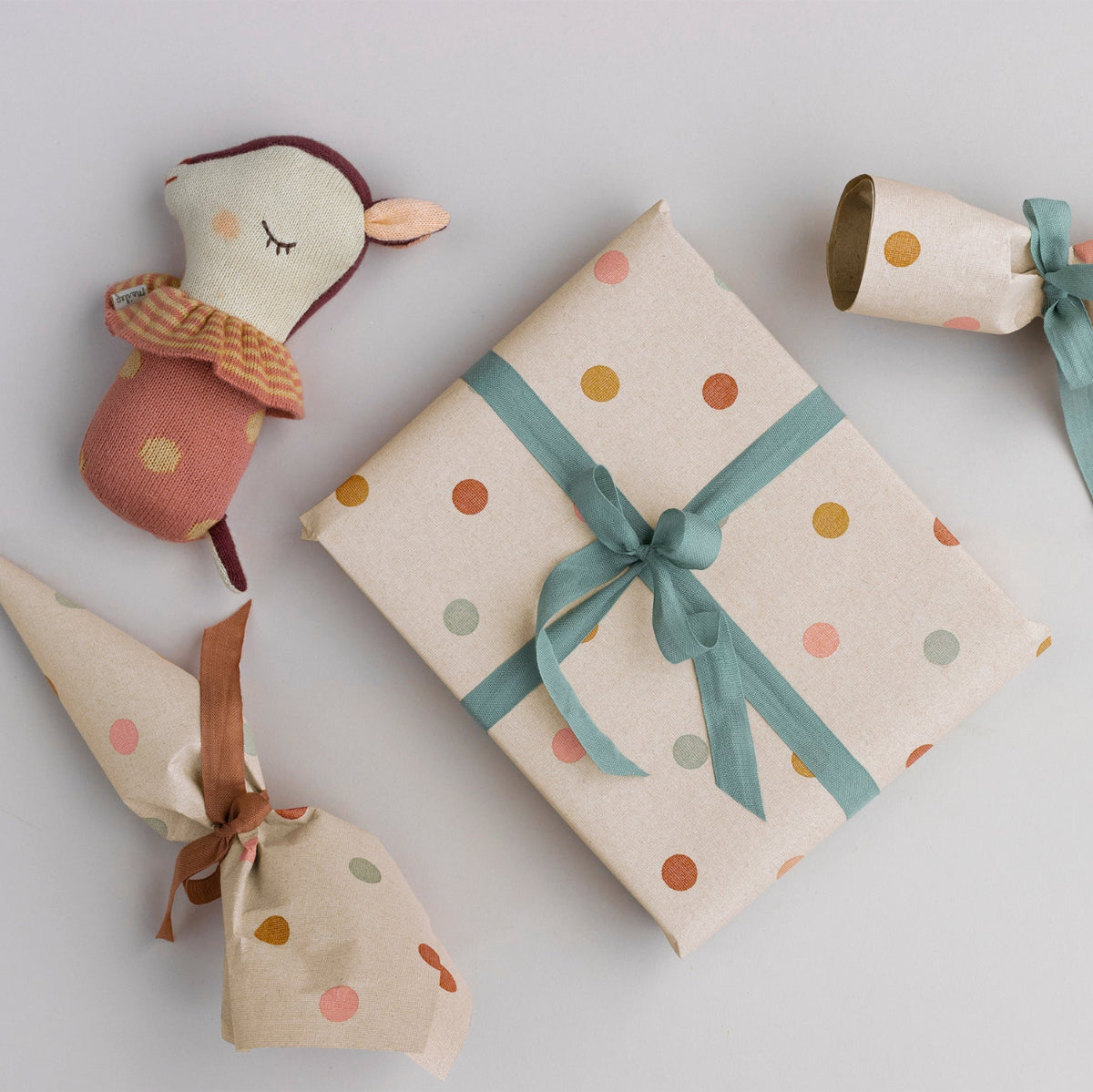 Maileg Wrapping Paper, Multi Dots, 11 yards