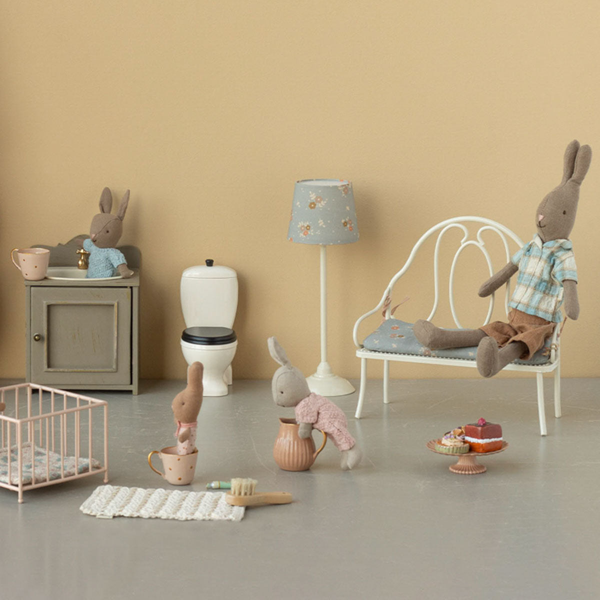 Maileg Dollhouse Floor Lamp, Miniature Size (ships on March 3rd)