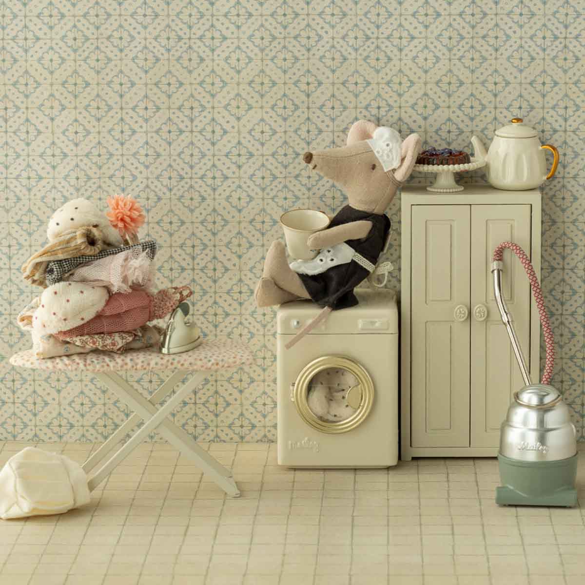 Maileg Big Sister Maid Mouse, Waiter Mouse