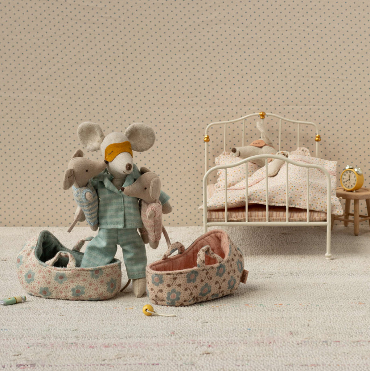 Maileg Carry Cot for Baby Mouse