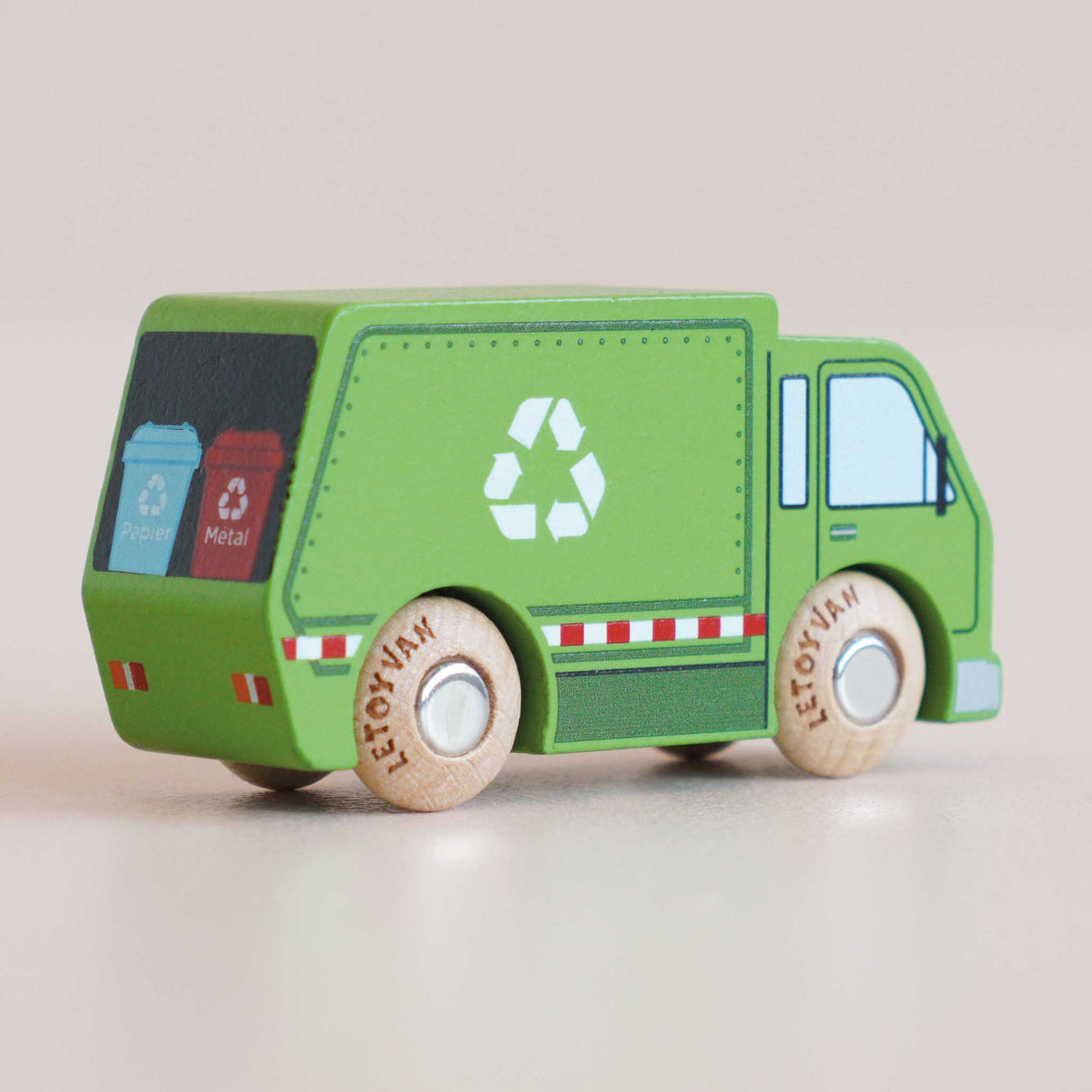 Wooden Matchbox Car, No. 36 GT200 Rudy