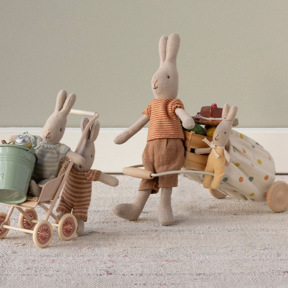 Maileg Mini Trolley, Multi Dots