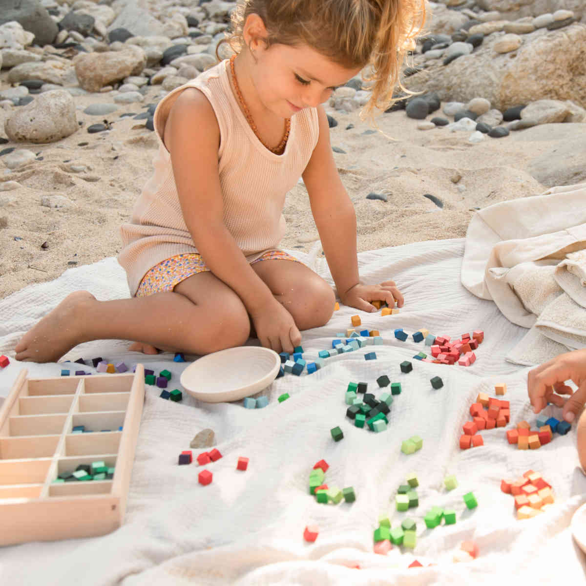 Grapat Mis and Match Color Sorting Set