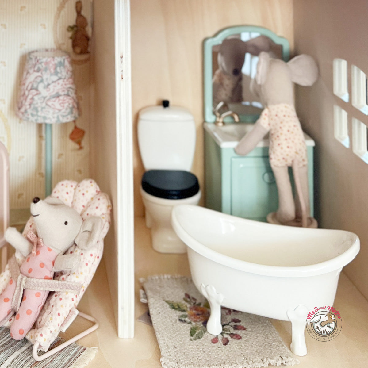Maileg Dollhouse Toilet, Mouse size