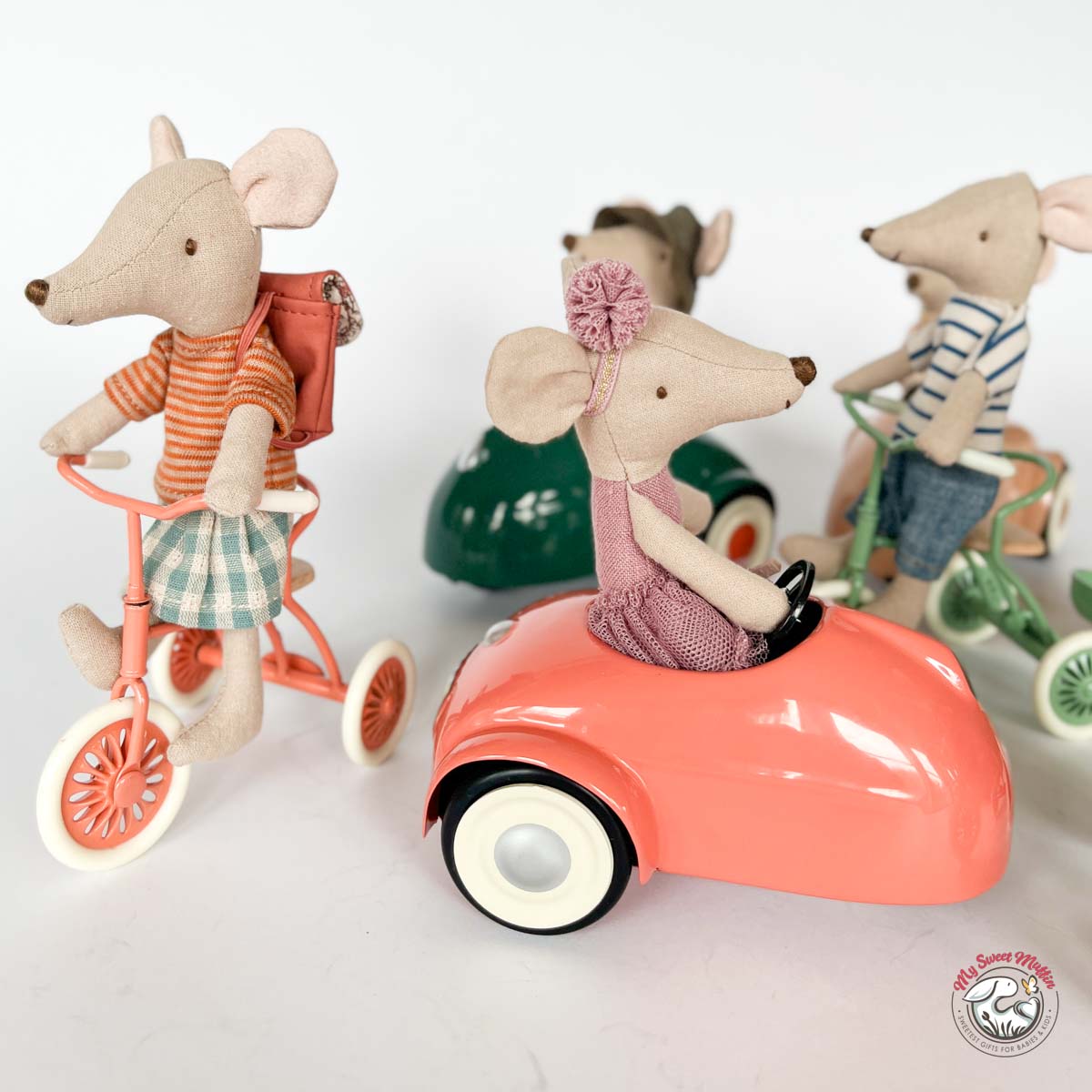 Maileg Big Sister Tricycle Mouse, Old Rose