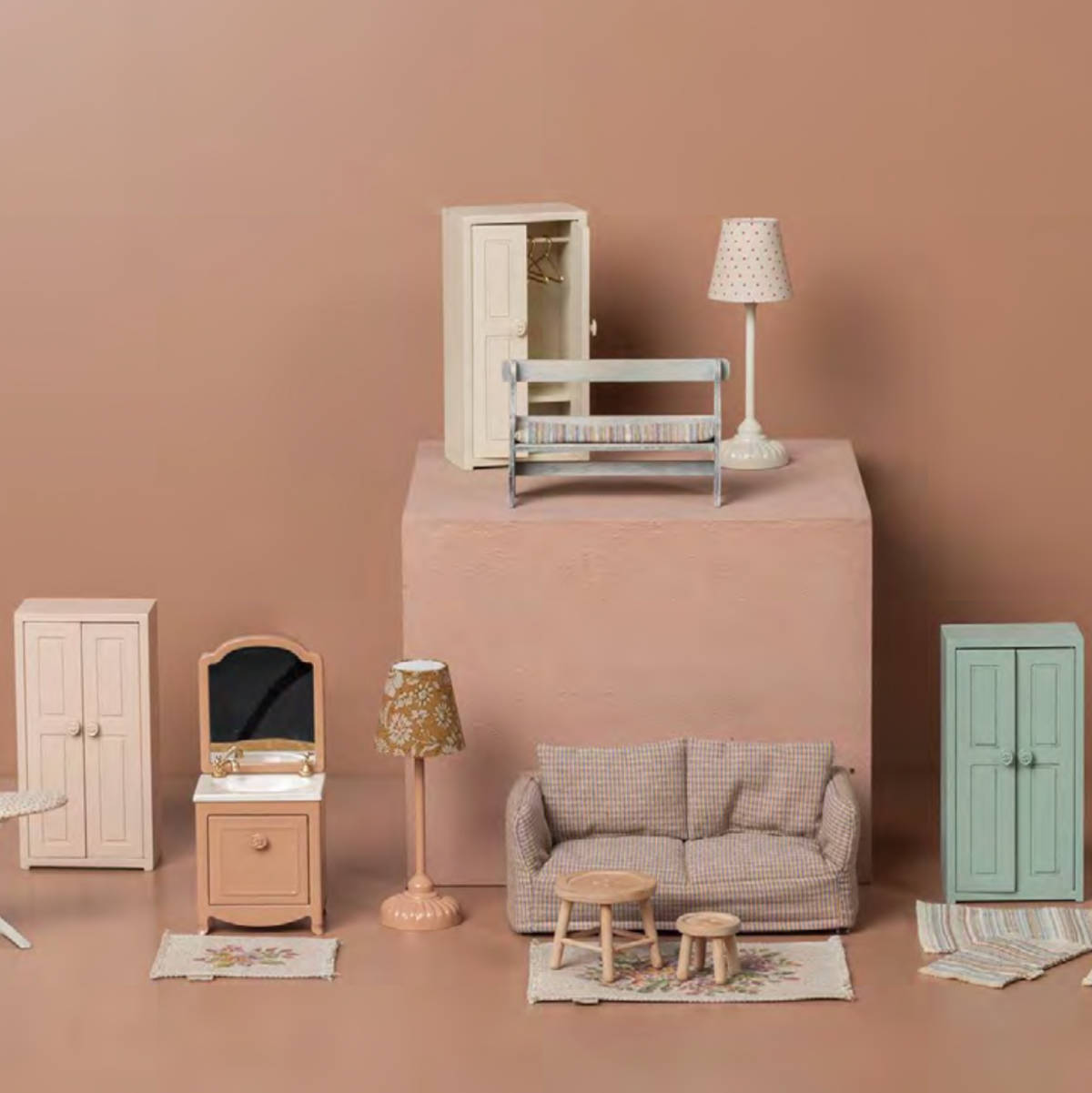 Maileg Dollhouse Rug, Flower