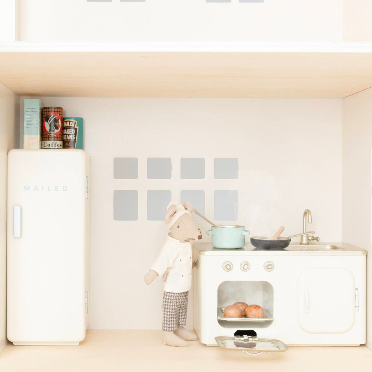 Maileg Miniature Wooden Cooler - Final Sale