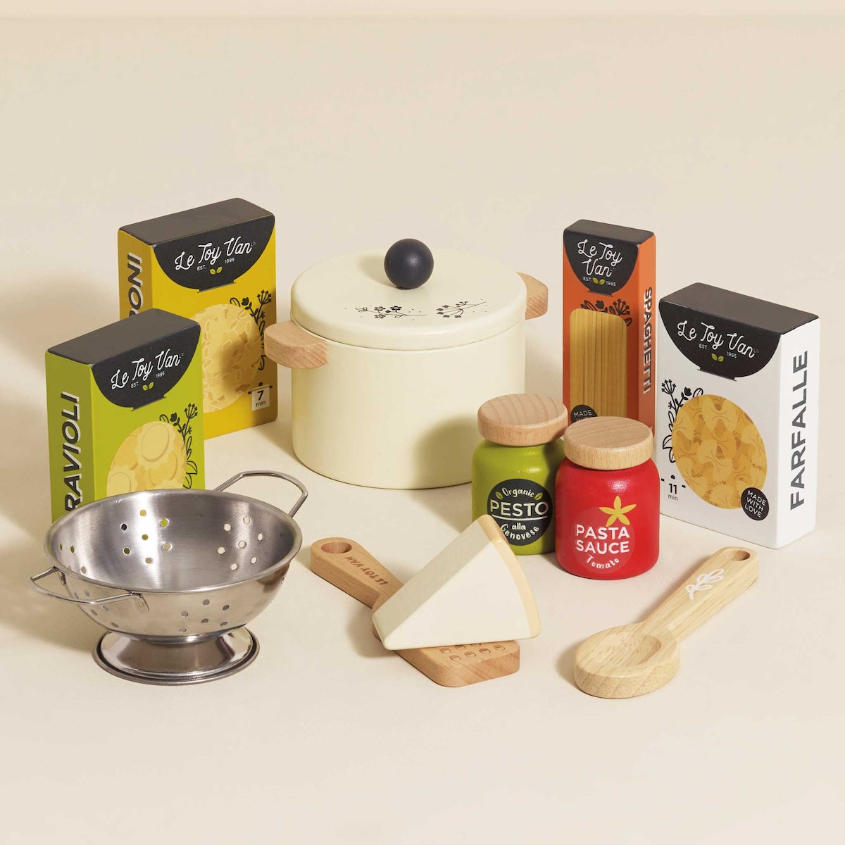 Wooden Play Food, Pasta Set