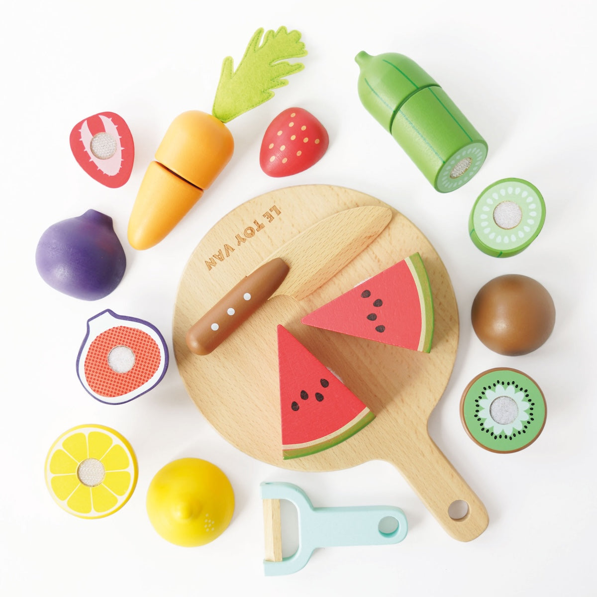 Le Toy Van Wooden Chopping Board & Play Food