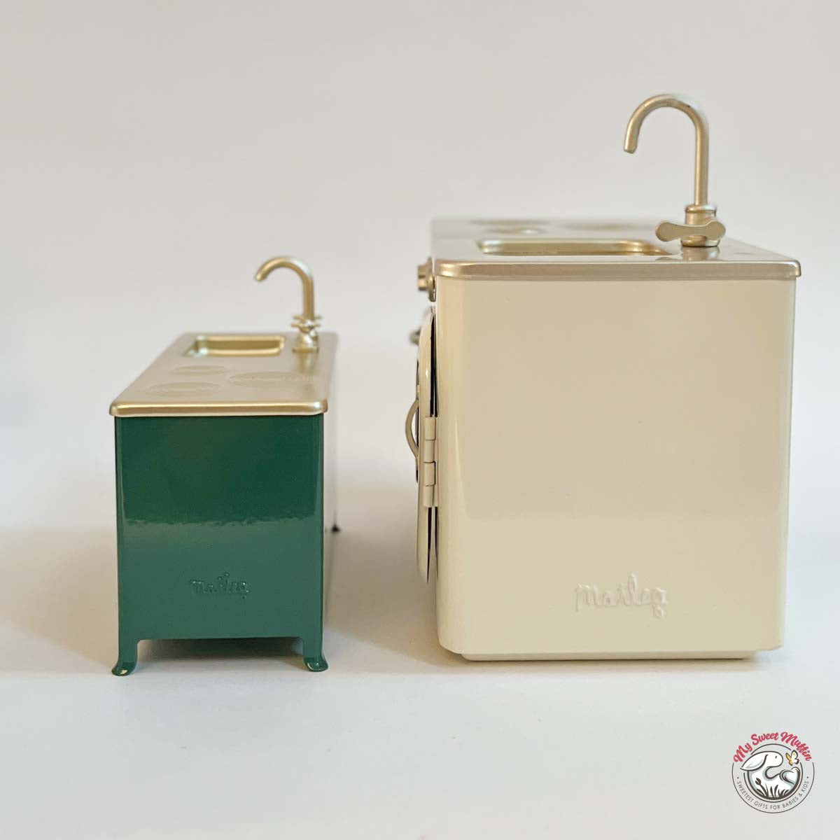 Maileg Mouse size Dollhouse Kitchen, Light Brown