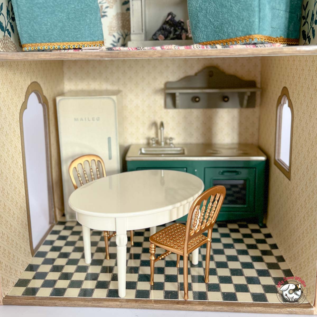 Maileg Mouse size Dollhouse Kitchen, Dark Green