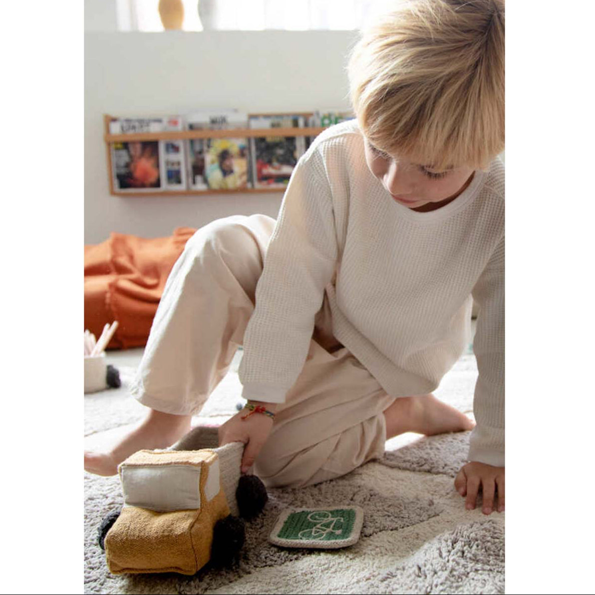 Set of Mini Play Basket Truck