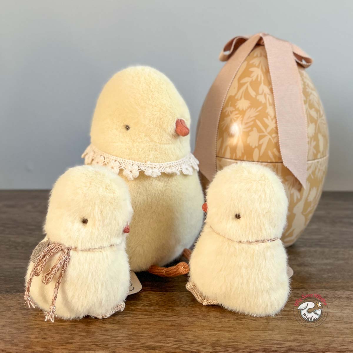 Maileg Metal Easter Egg with Plush Chicken