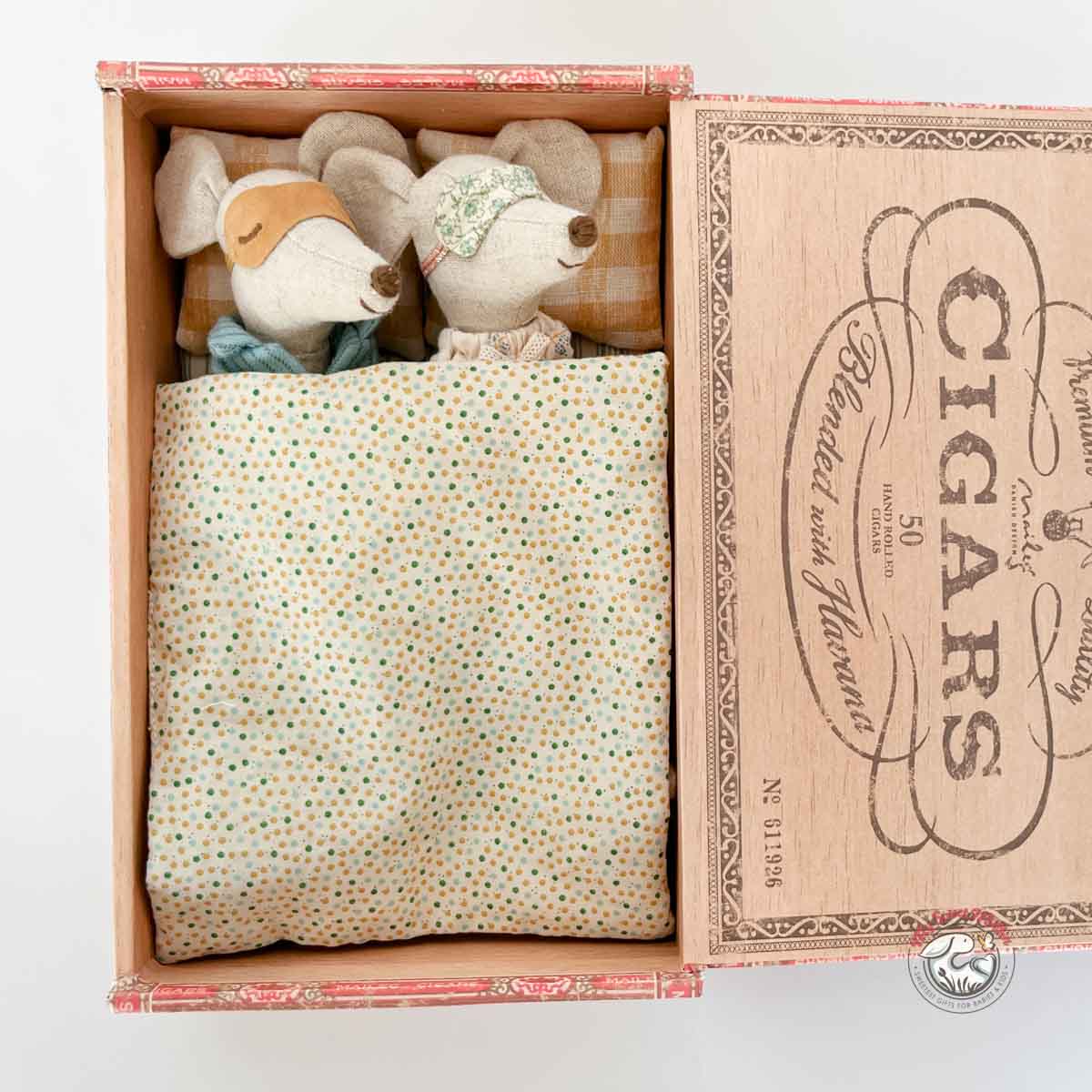 Maileg Mom and Dad Mice in Cigar Box