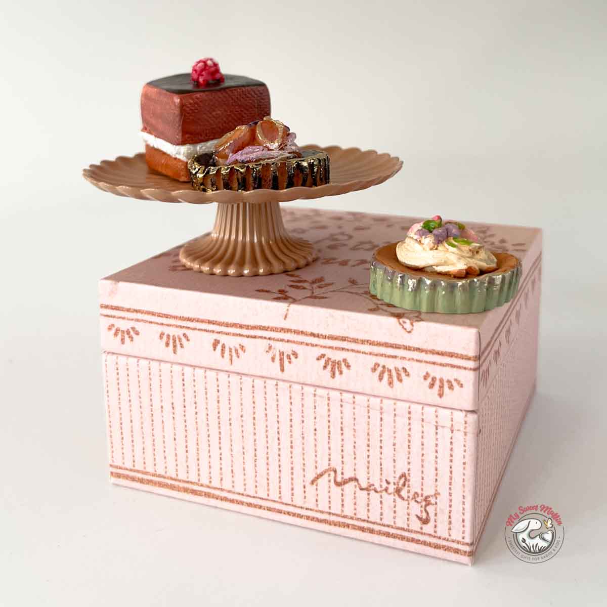 Maileg Cakes and Cake Stand, Mini