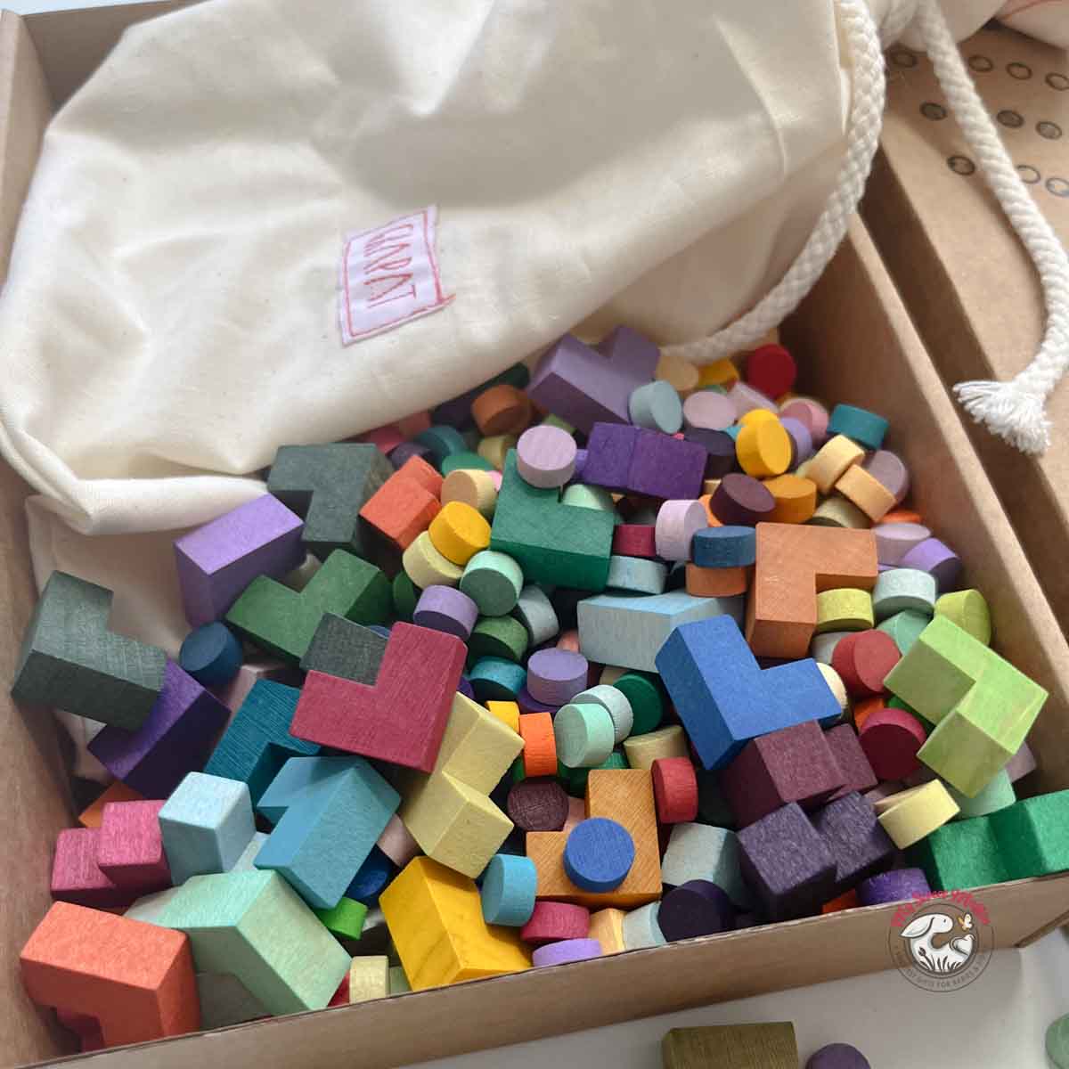 Grapat Mis, Match and Bloom Color Sorting Game