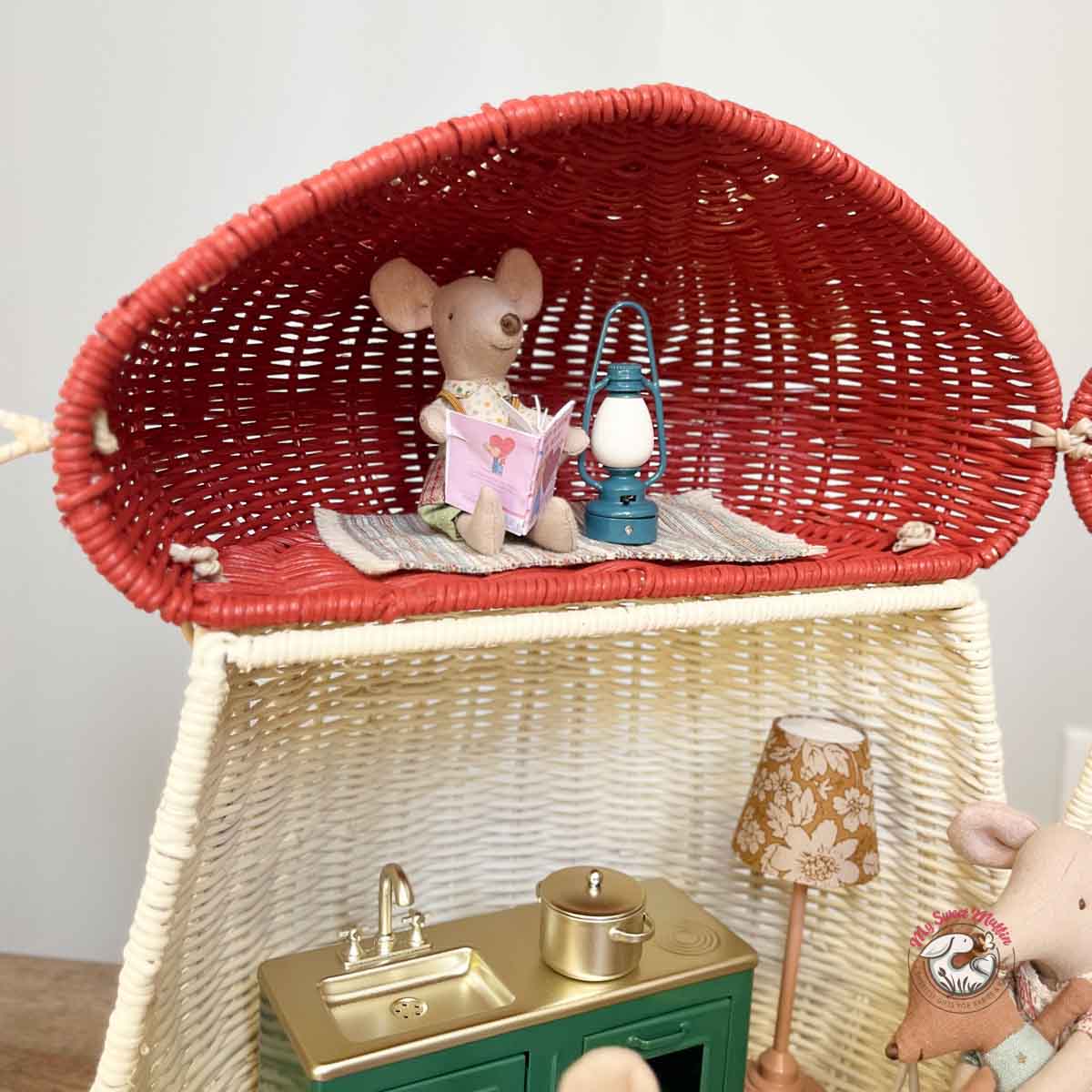 Olli Ella Mushroom Dollhouse, Red