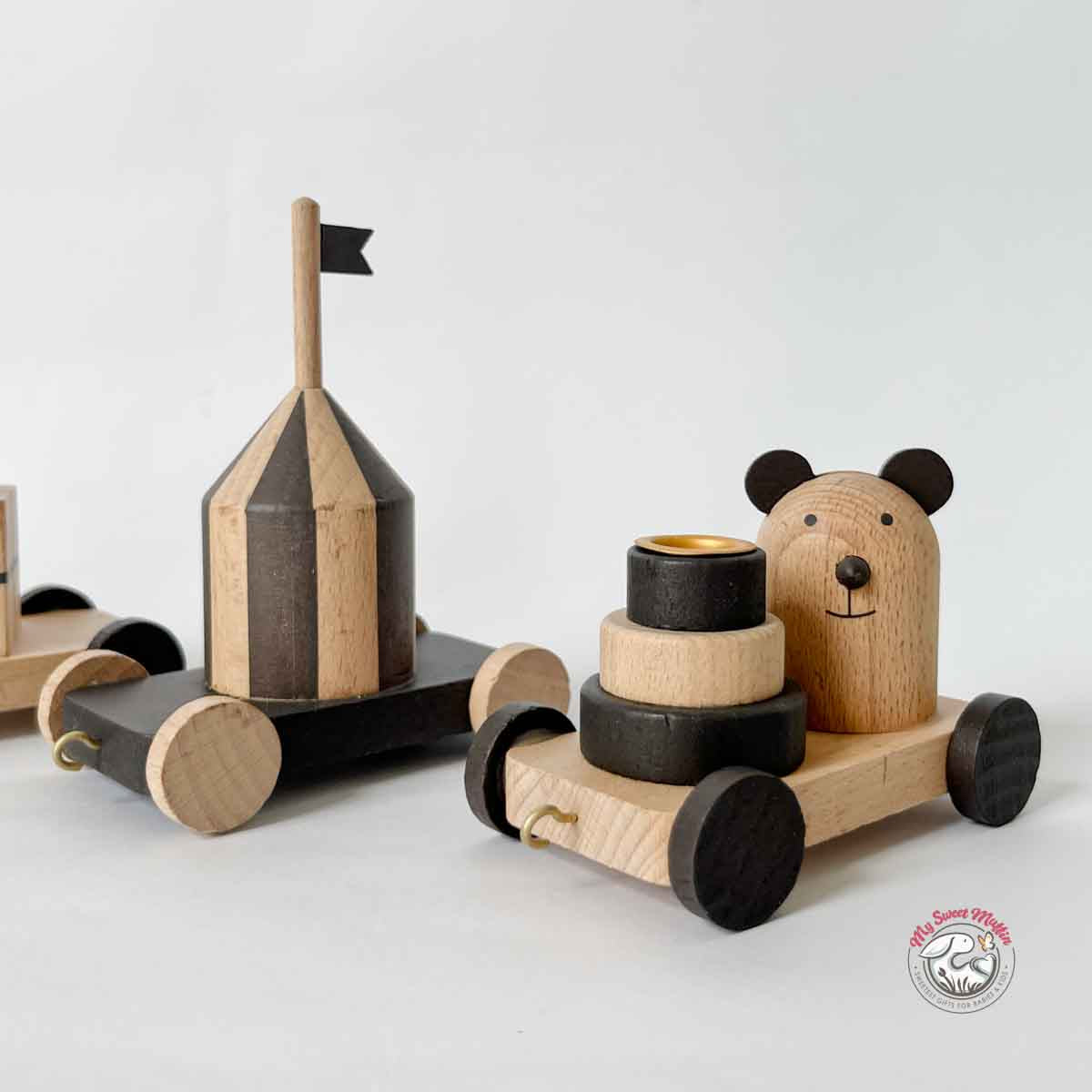 OYOY Otti Birthday Train