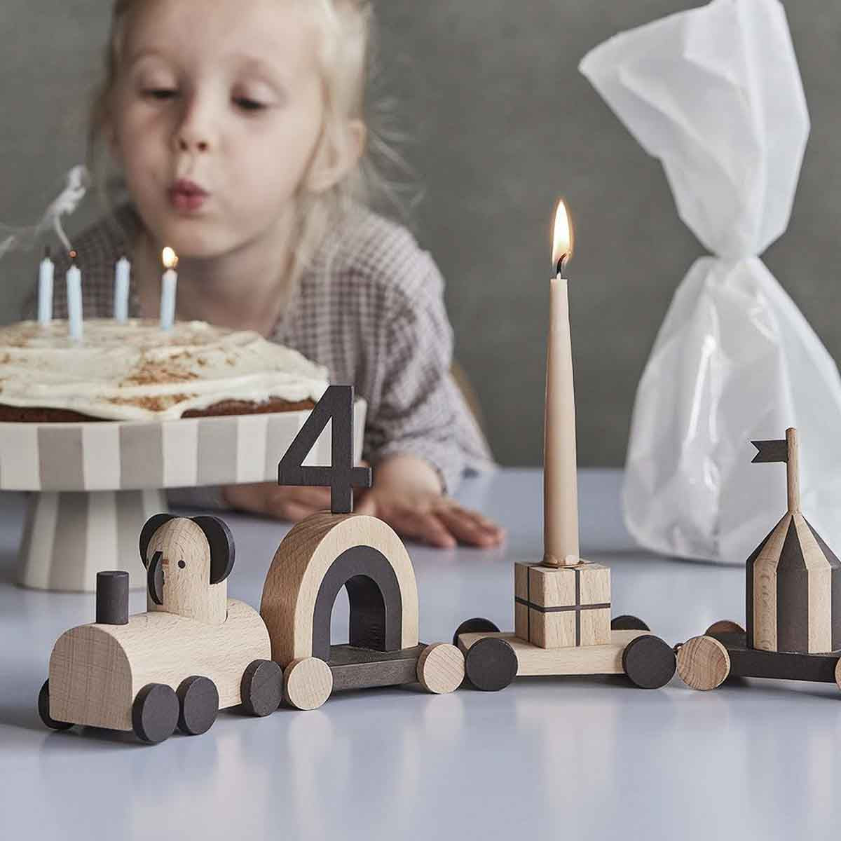 OYOY Otti Birthday Train