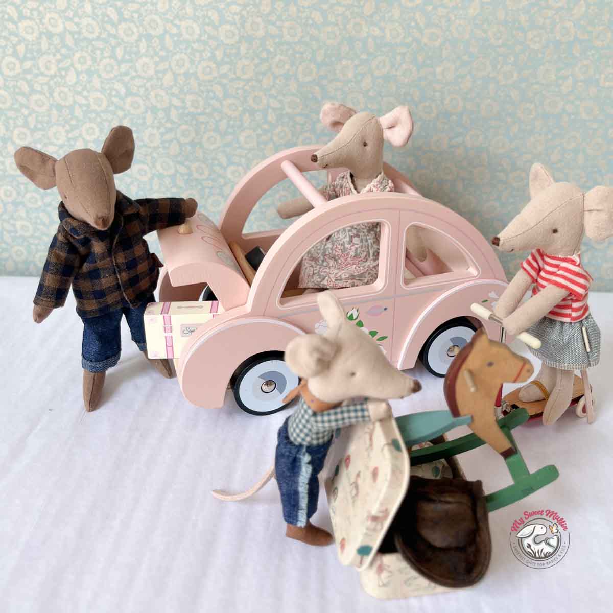 Le Toy Van Sophie's Dollhouse Car