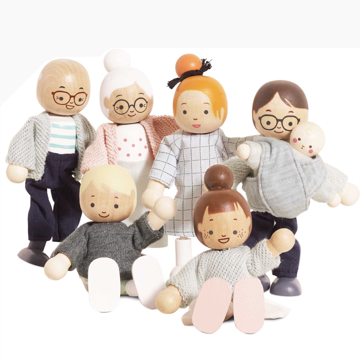 Le Toy Van Posable wooden Dolls House Family