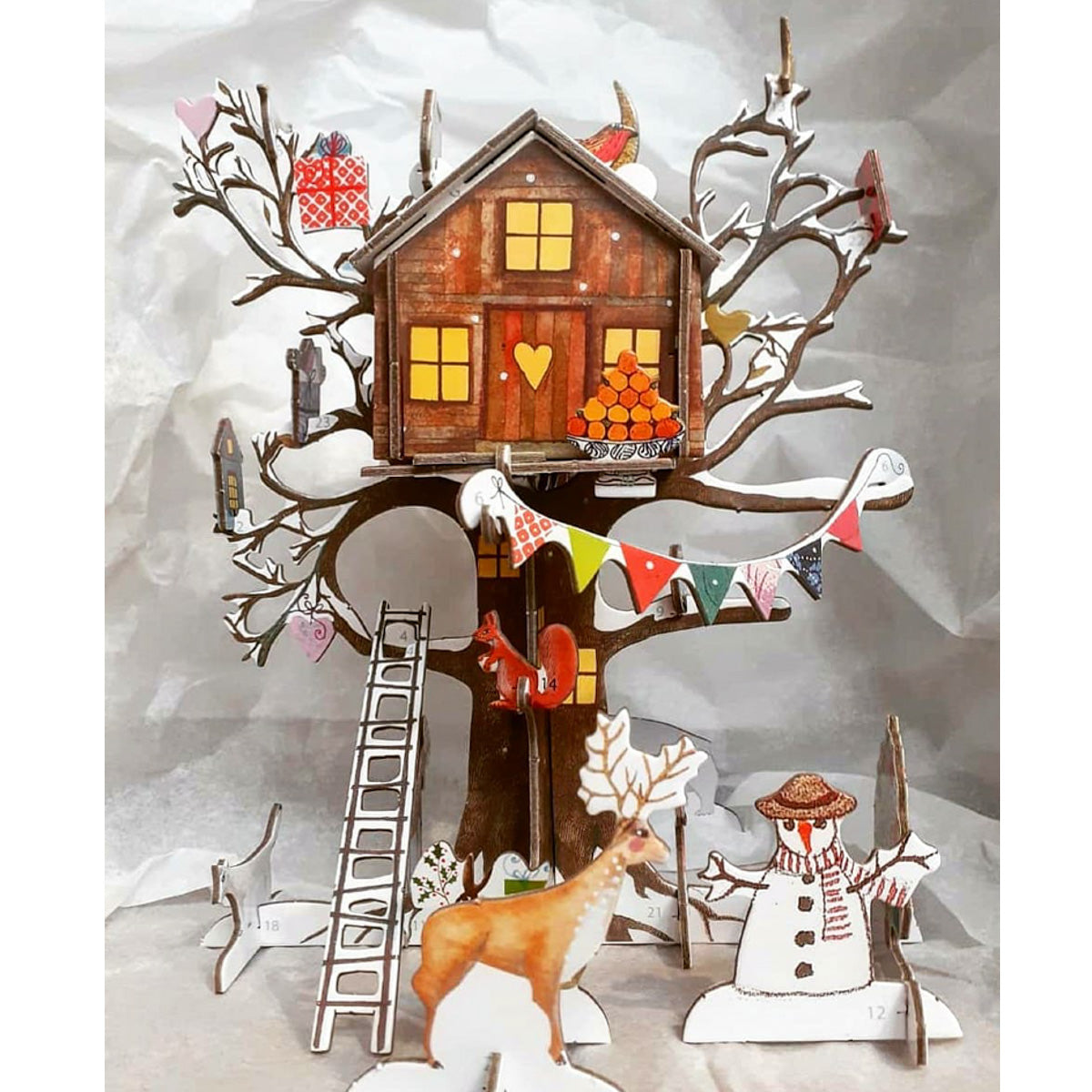 Pop and Slot Advent Calendar, Treehouse