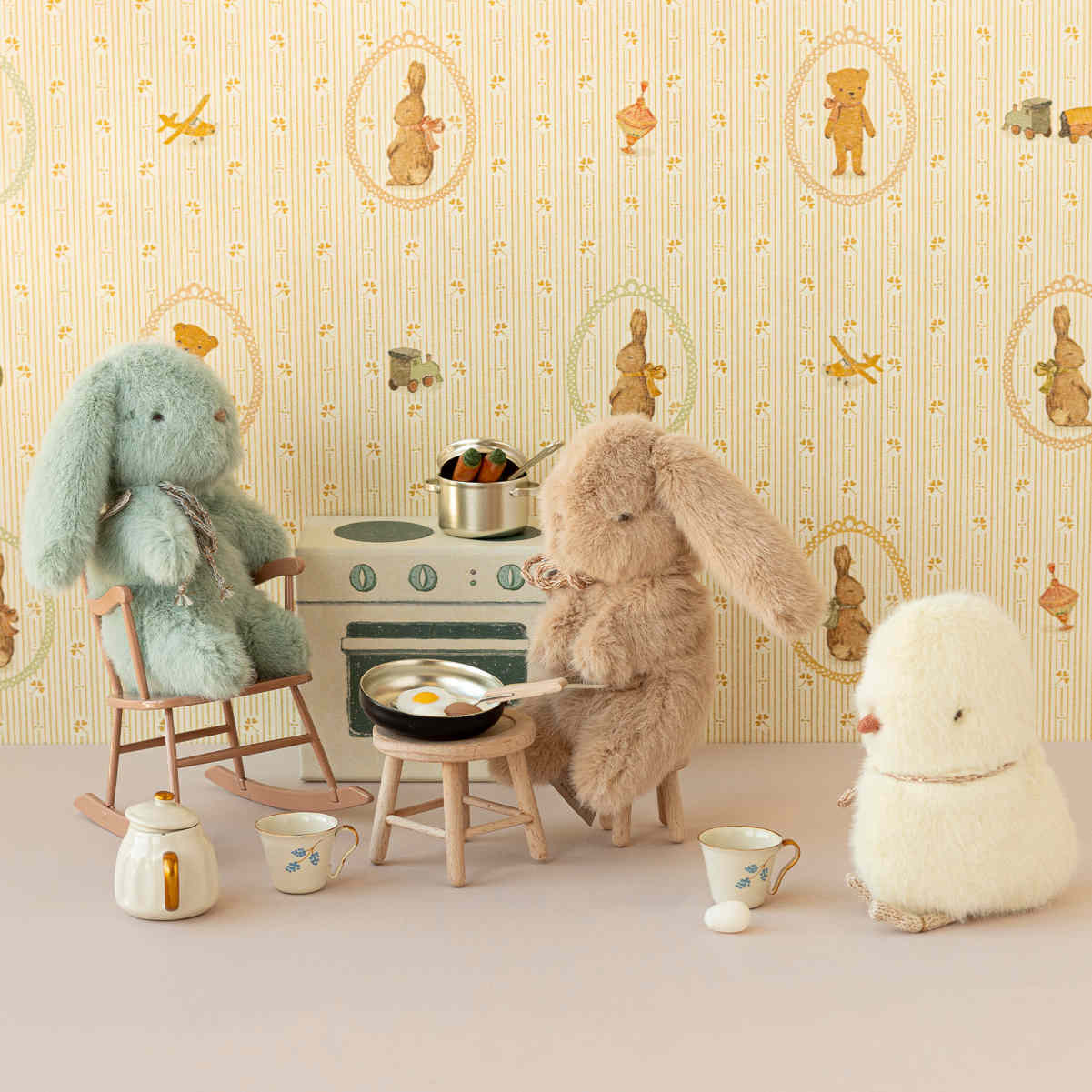 Maileg Chicken Plush, Mini (ships in March)