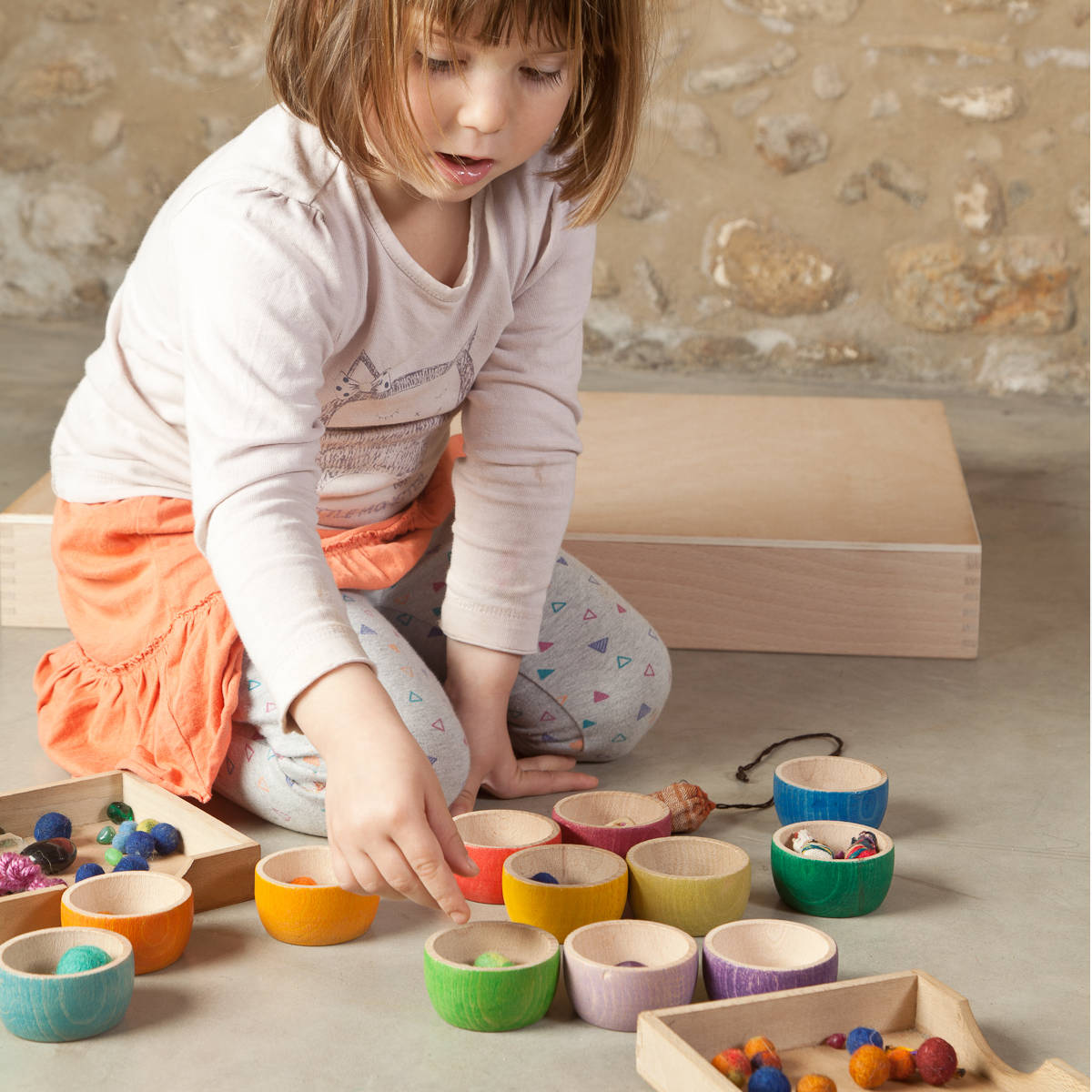 Grapat 12 Wooden Bowls