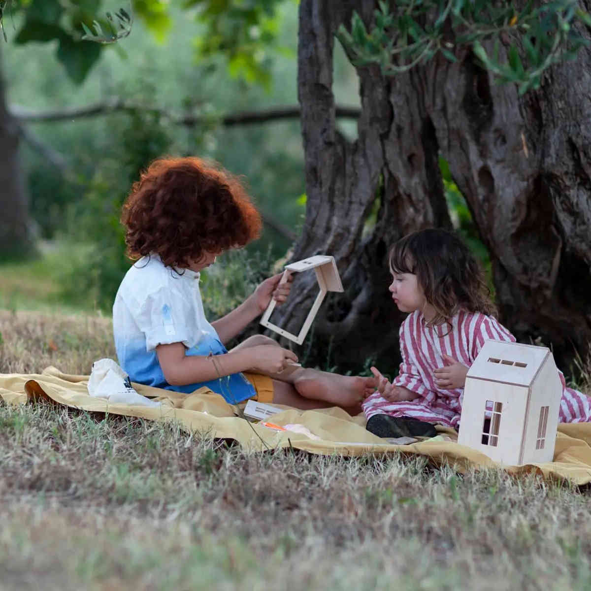 Babai Magnetic Wooden Doll House, Folk Story, Large