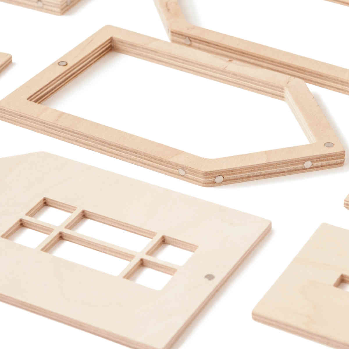 Babai Magnetic Wooden Doll House, Folk Story, Large