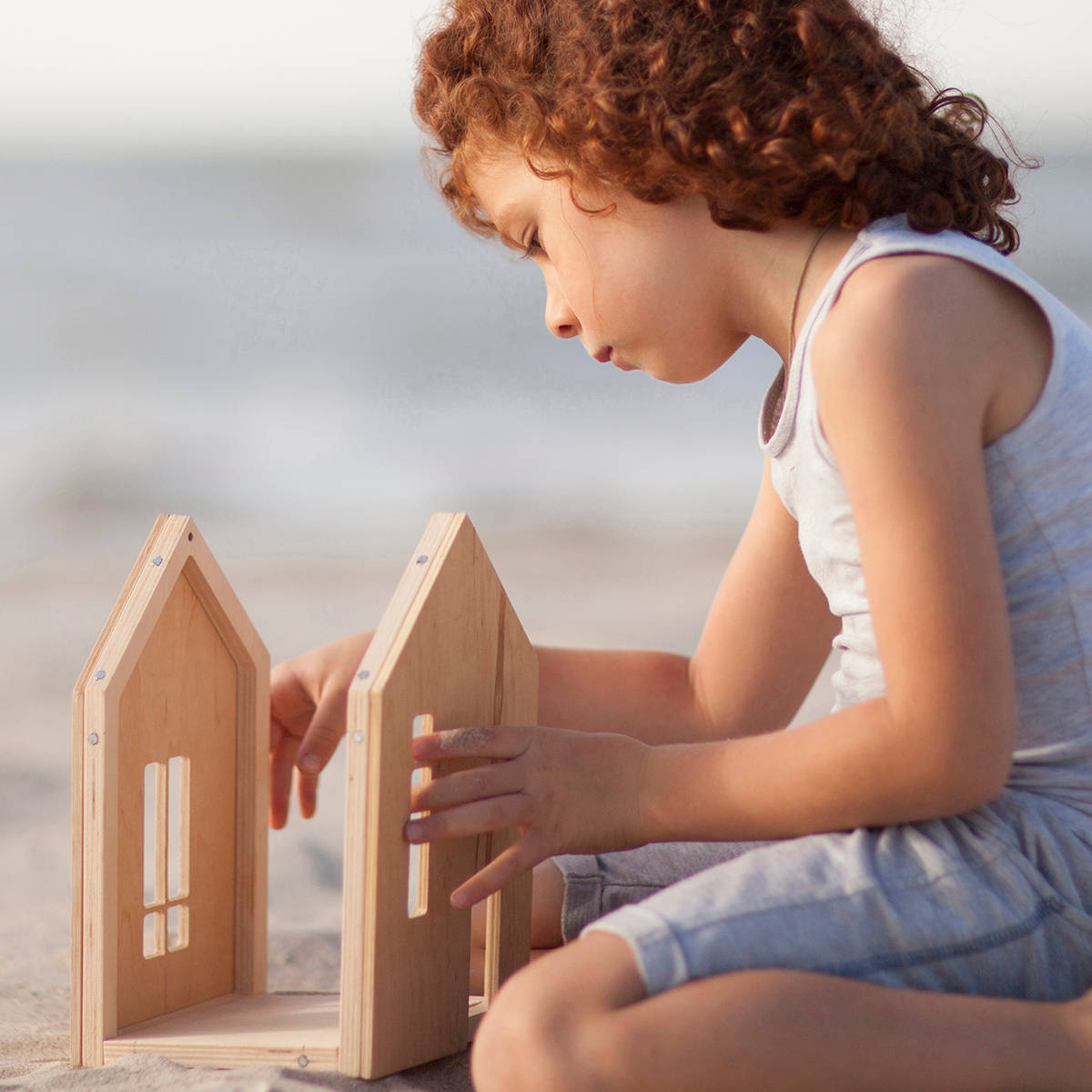 Babai Magnetic Wooden Doll House, Folk Story, Large