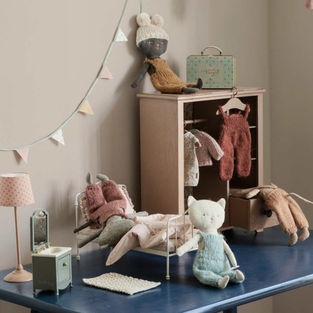 Maileg Large Wooden Wardrobe, Dark Powder