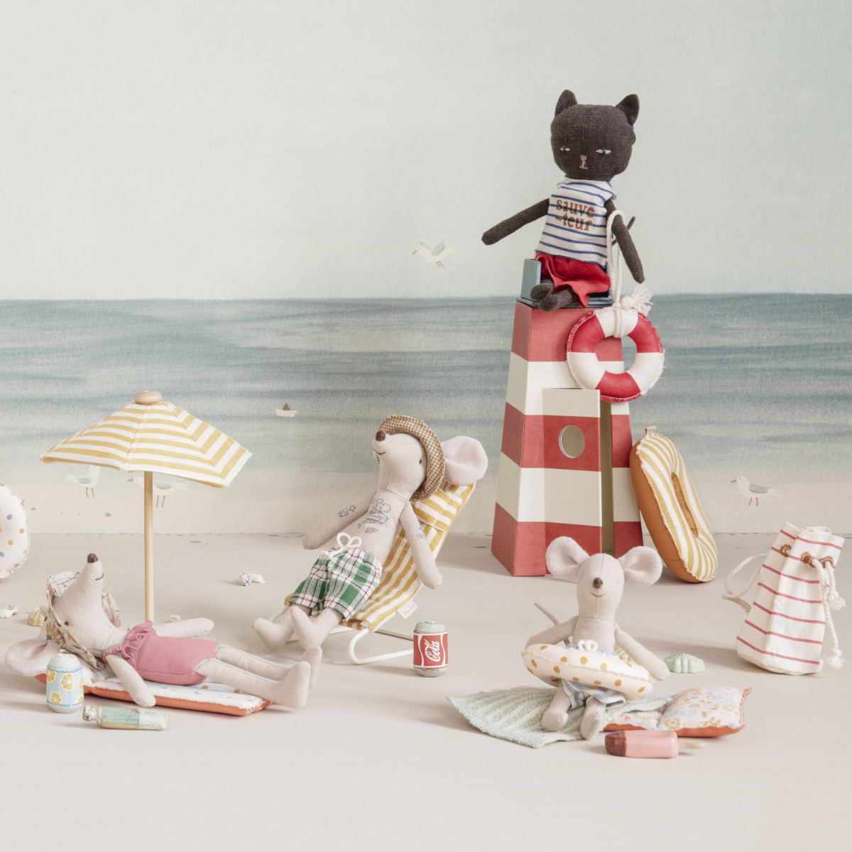 Maileg Beach Umbrella, Mouse Size