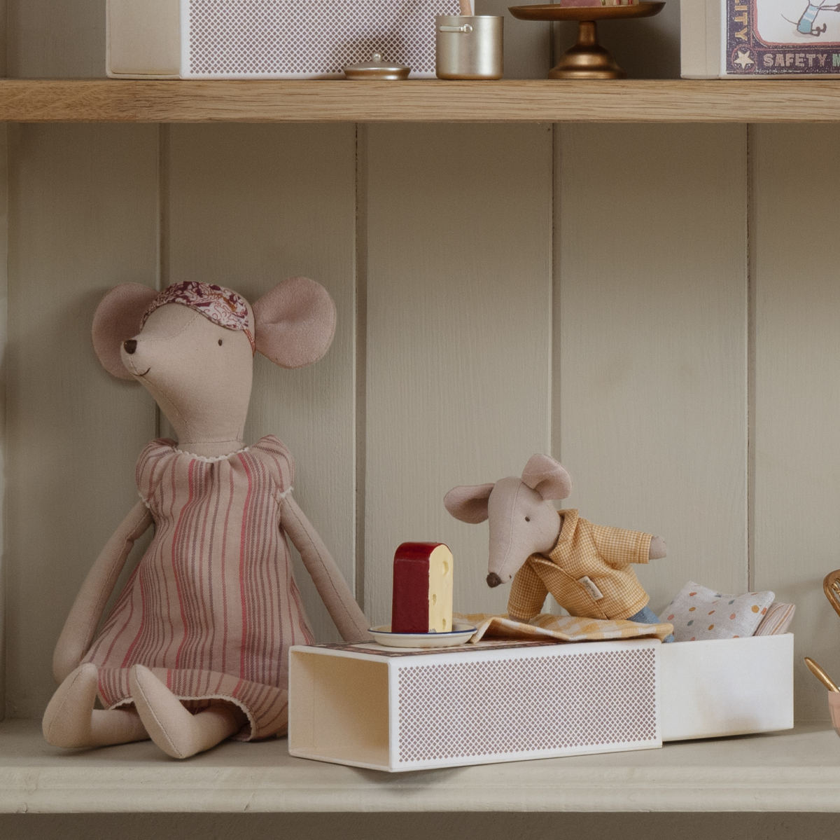 Maileg Doll Clothes for Medium Mouse, Nightgown