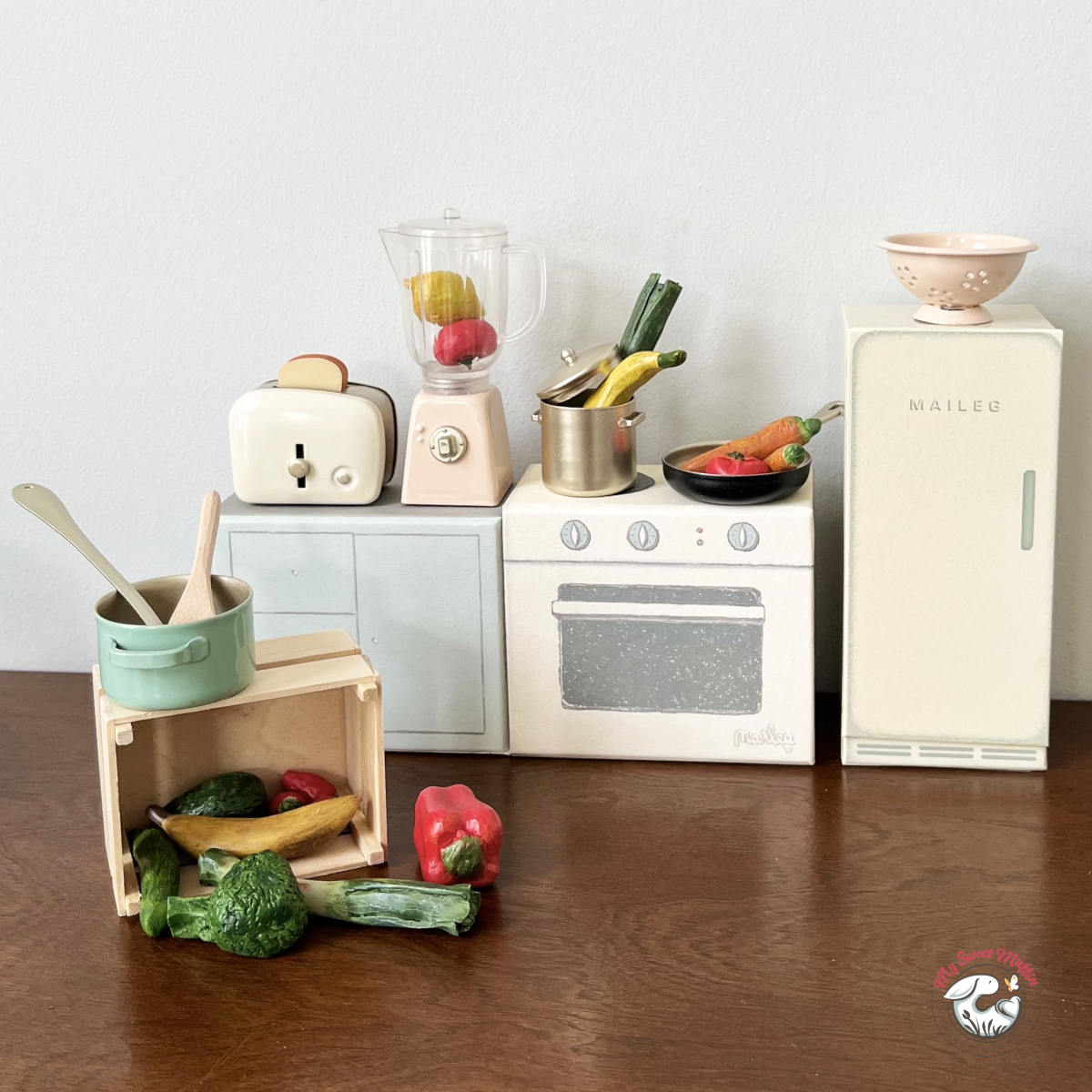 Maileg Miniature Doll House Blender, Powder Pink