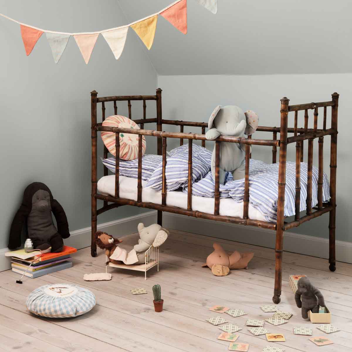 Maileg Vintage Bed  for Mom & Dad Mouse Doll (ships in October)