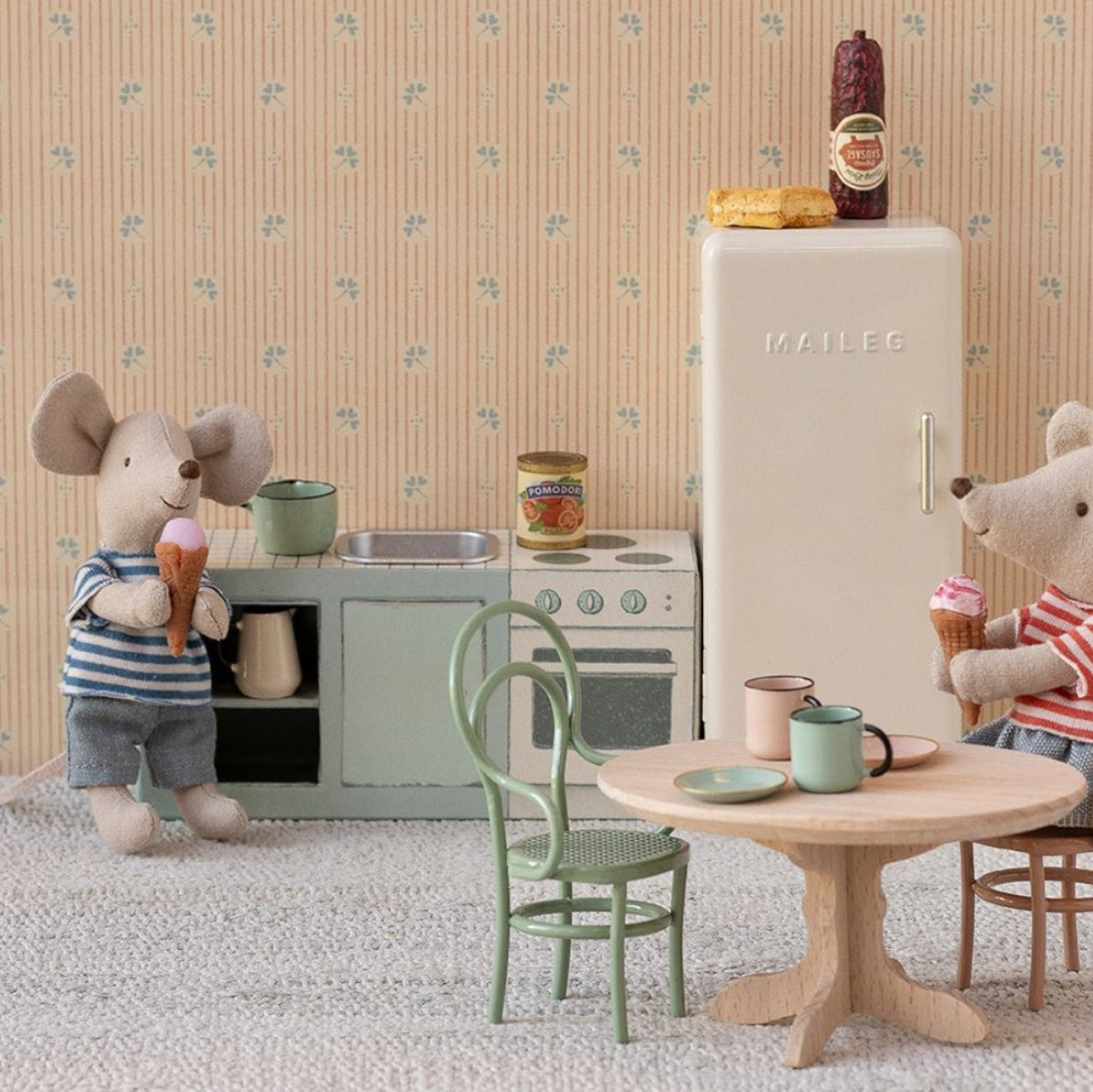 Maileg Mouse Size Kitchen Counter