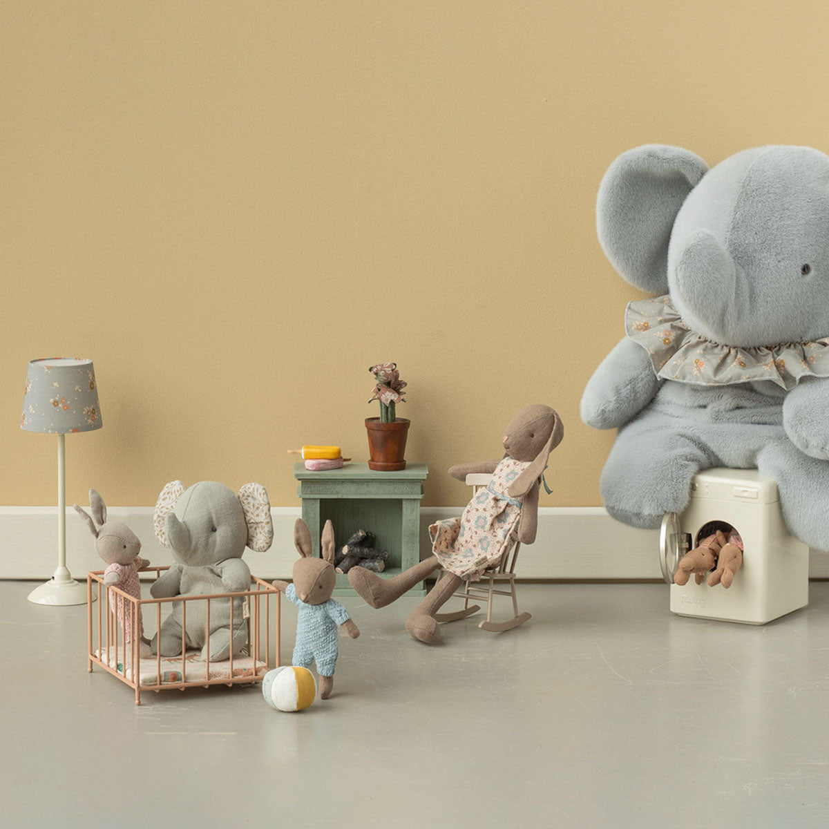 Maileg Dollhouse Floor Lamp, Miniature Size (ships on March 3rd)