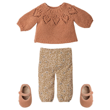 Maileg Bunny in Sweater and Pants, Size 3 (available in November)
