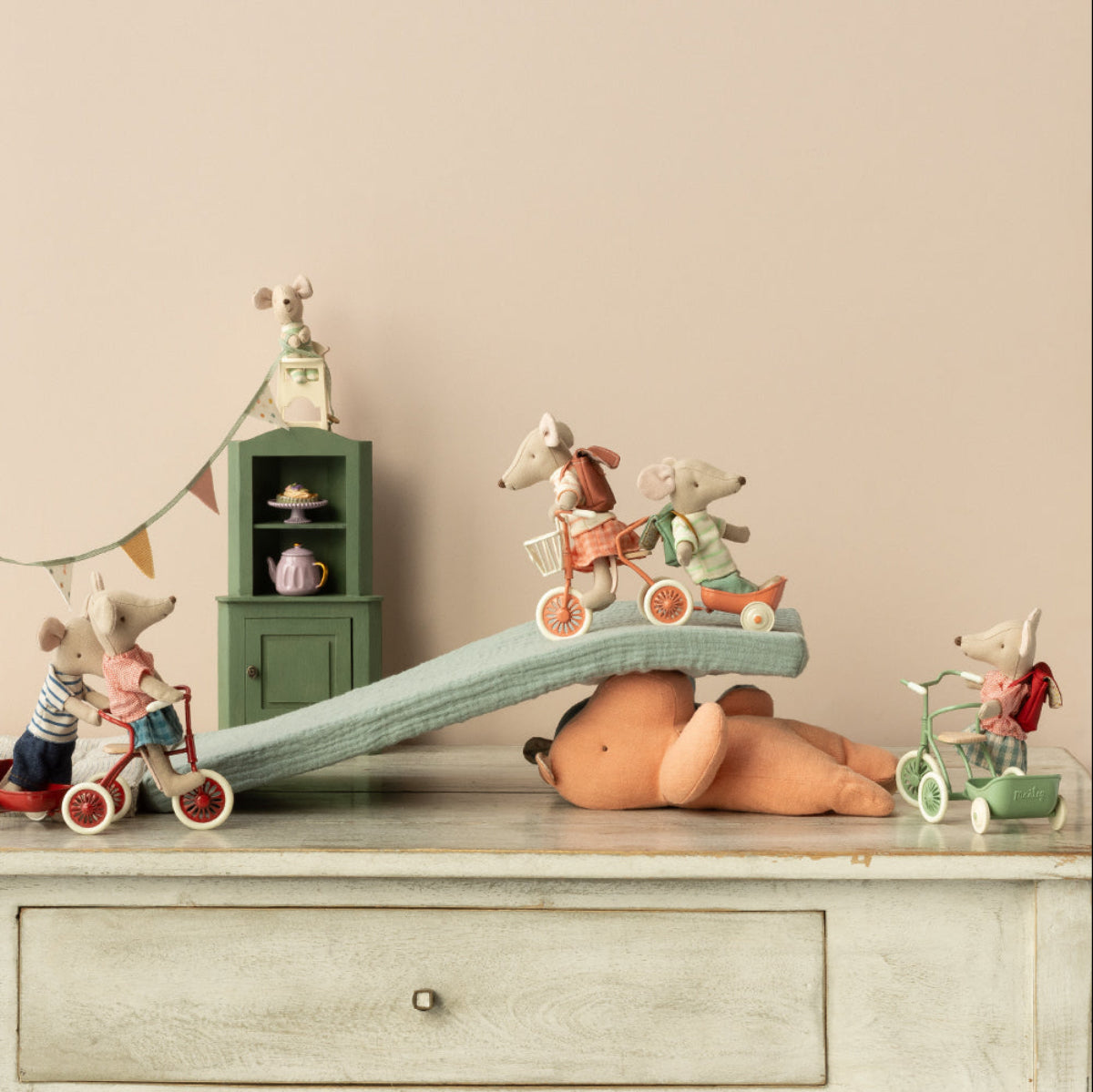 Maileg Big Sister Tricycle Mouse, New