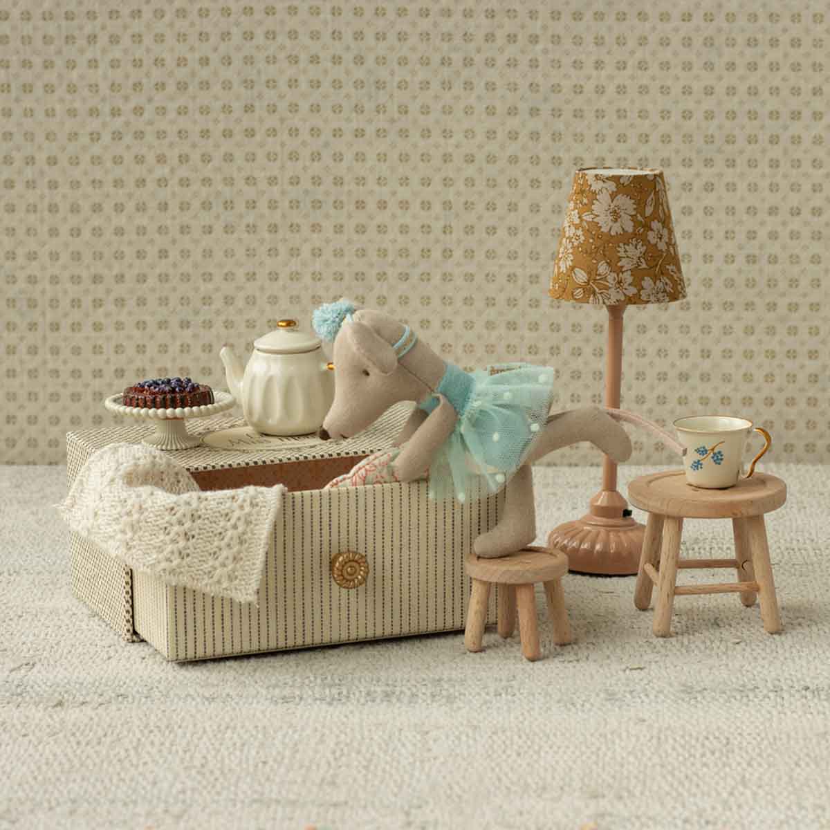 Maileg Little Sister Dancing Mouse in Daybed