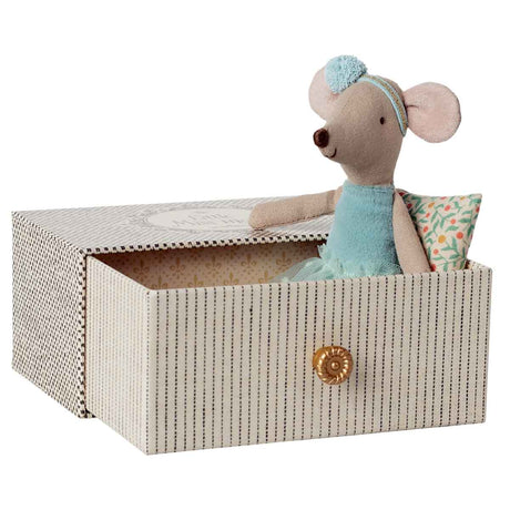 Maileg Little Sister Dancing Mouse in Daybed, Mint