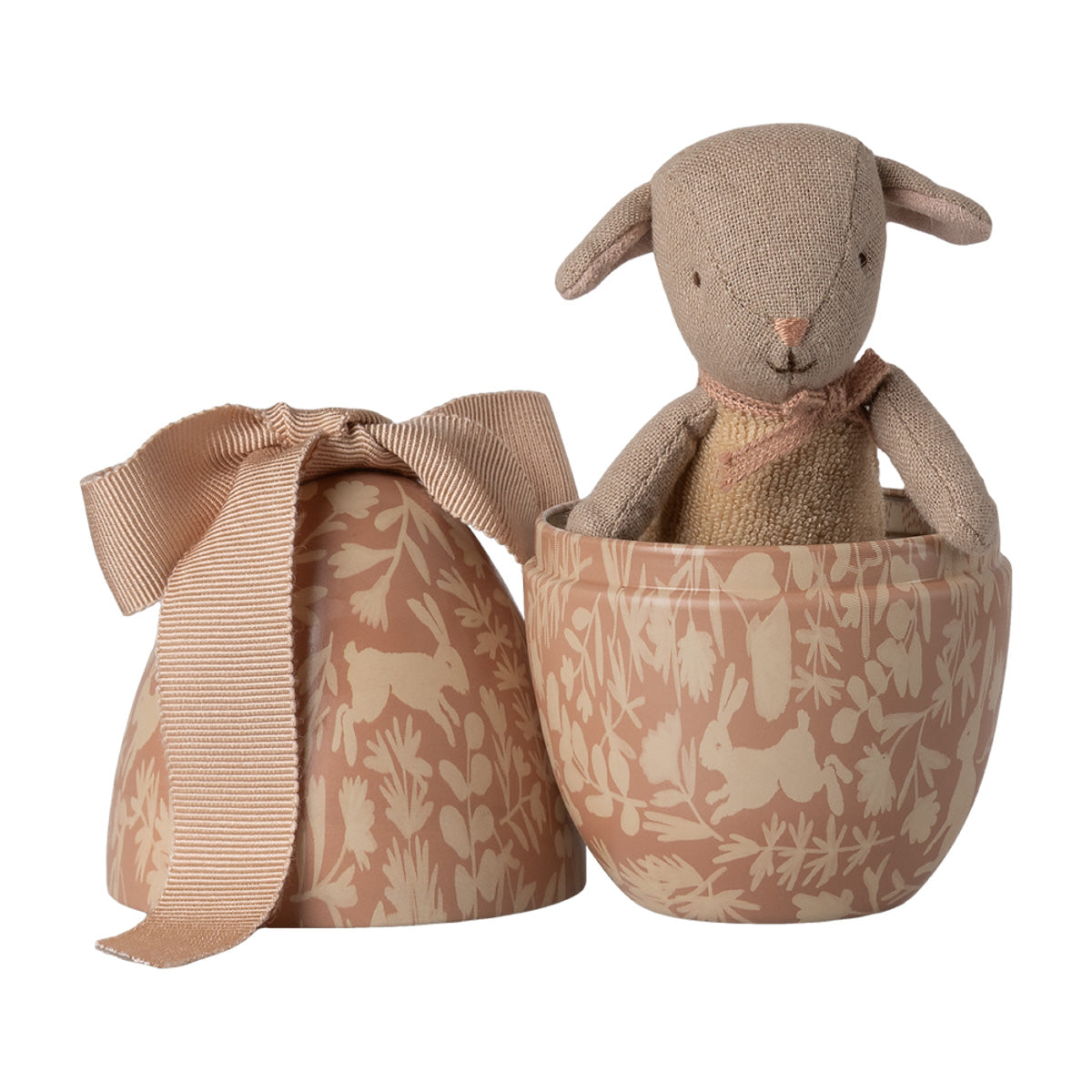 Maileg Easter Egg with Baby Lamb, Small - Powder (ships in February)