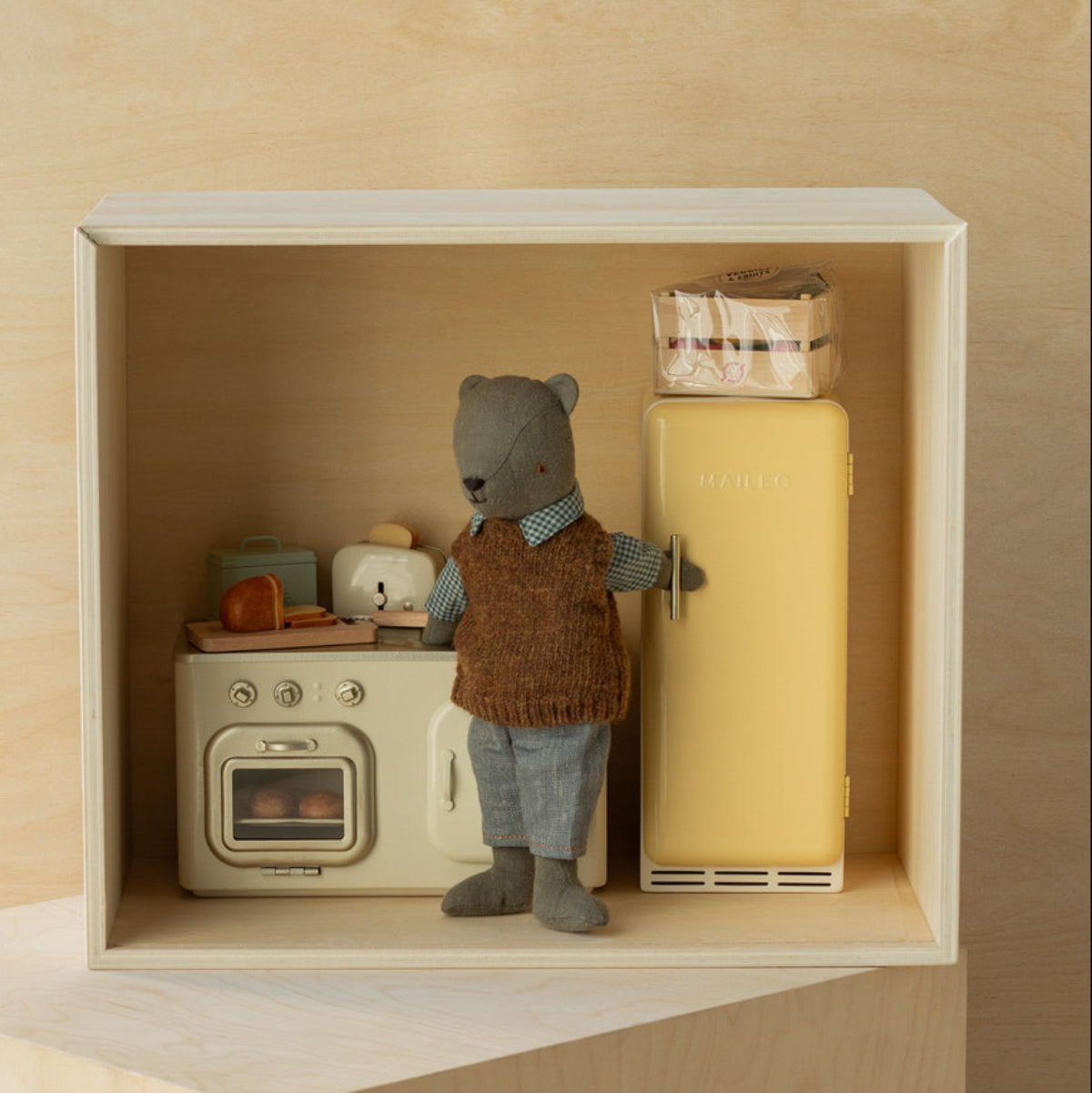 Maileg Miniature Doll House Metal Kitchen