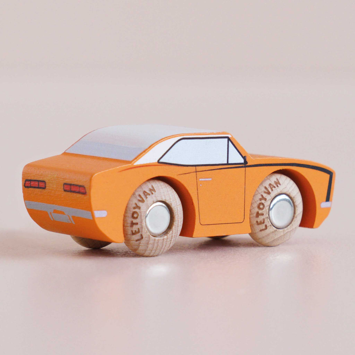 Wooden Matchbox Car, No. 22 GT125 Cami