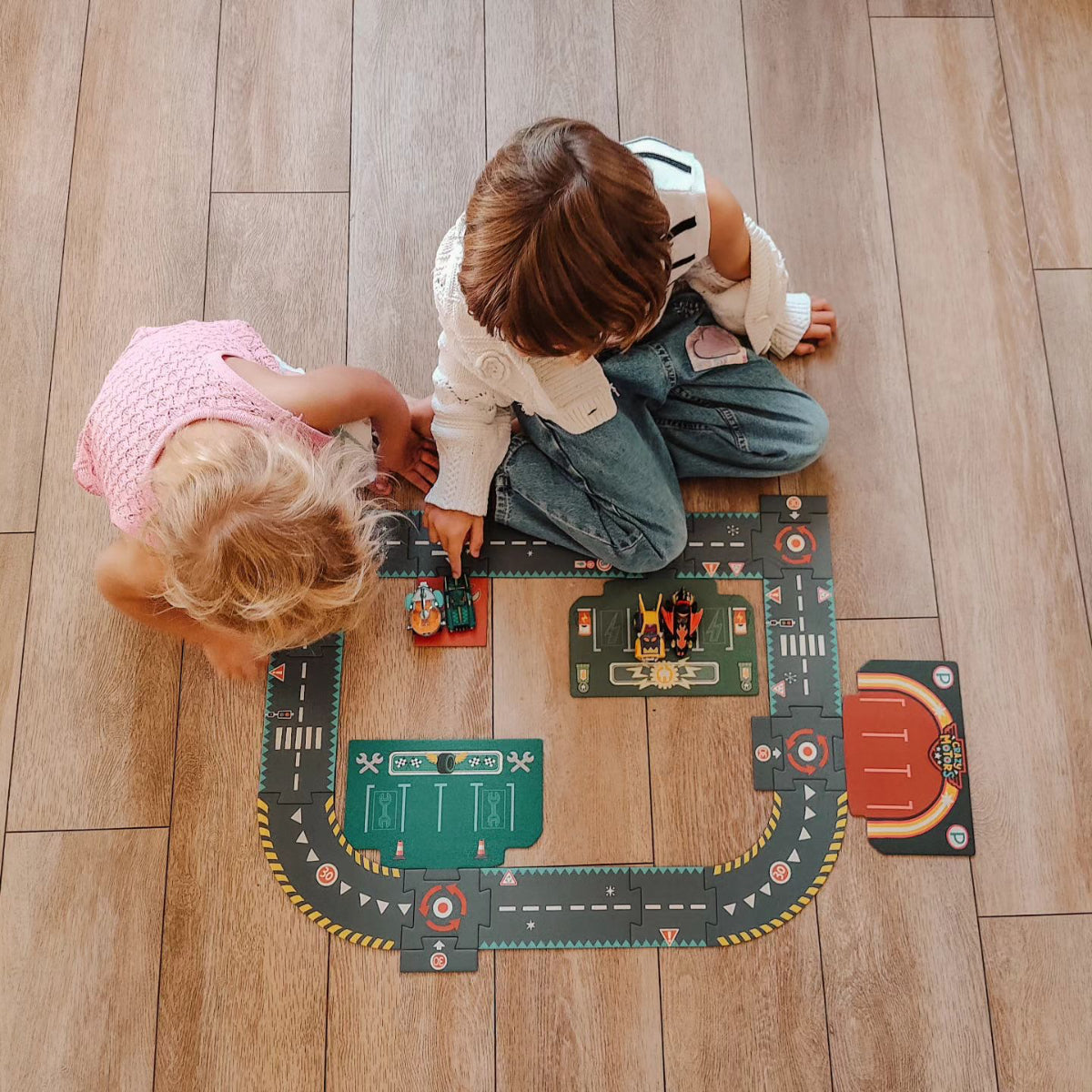 Crazy Motors Circuit 26pcs