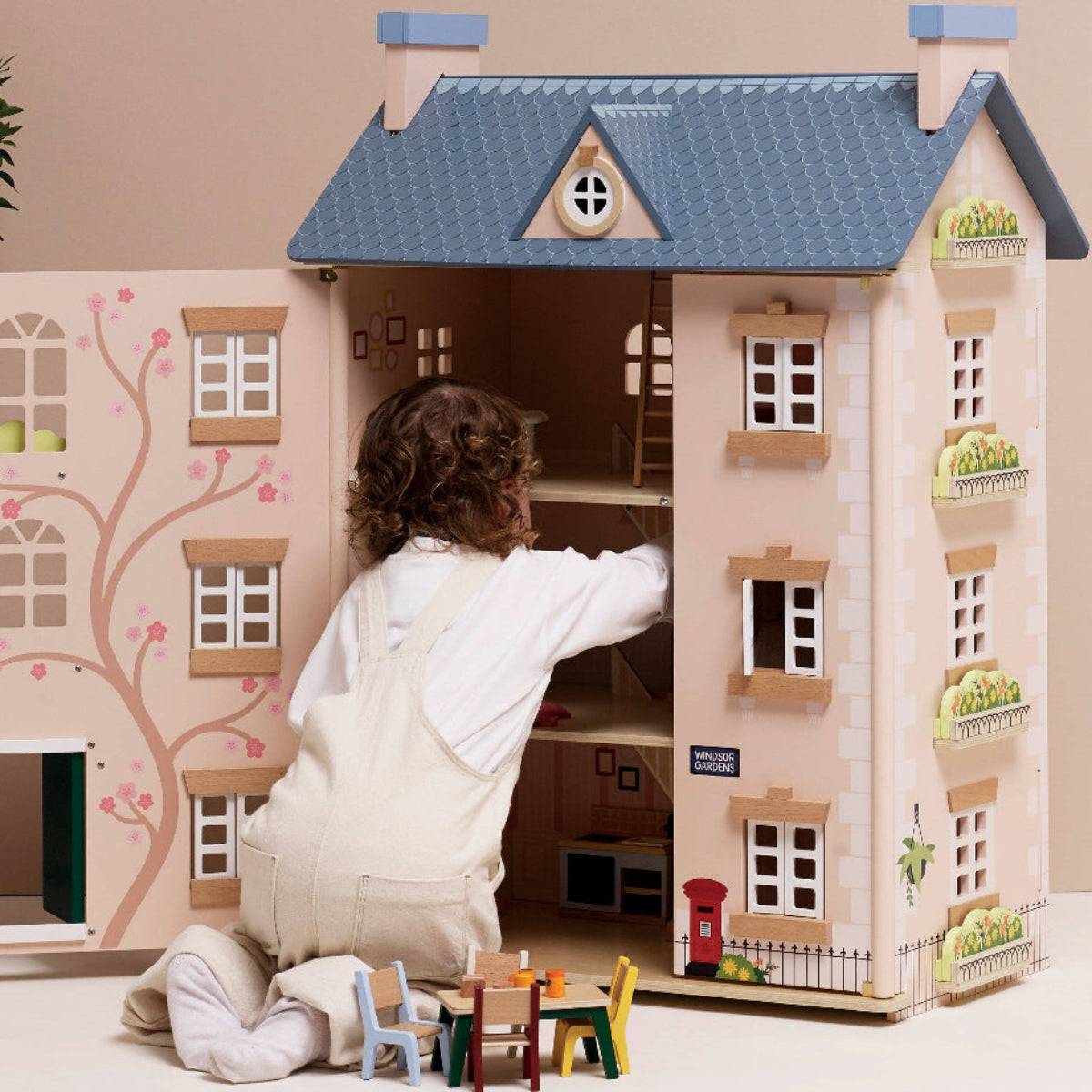 Le Toy Van Paddington™ Wooden Dolls House