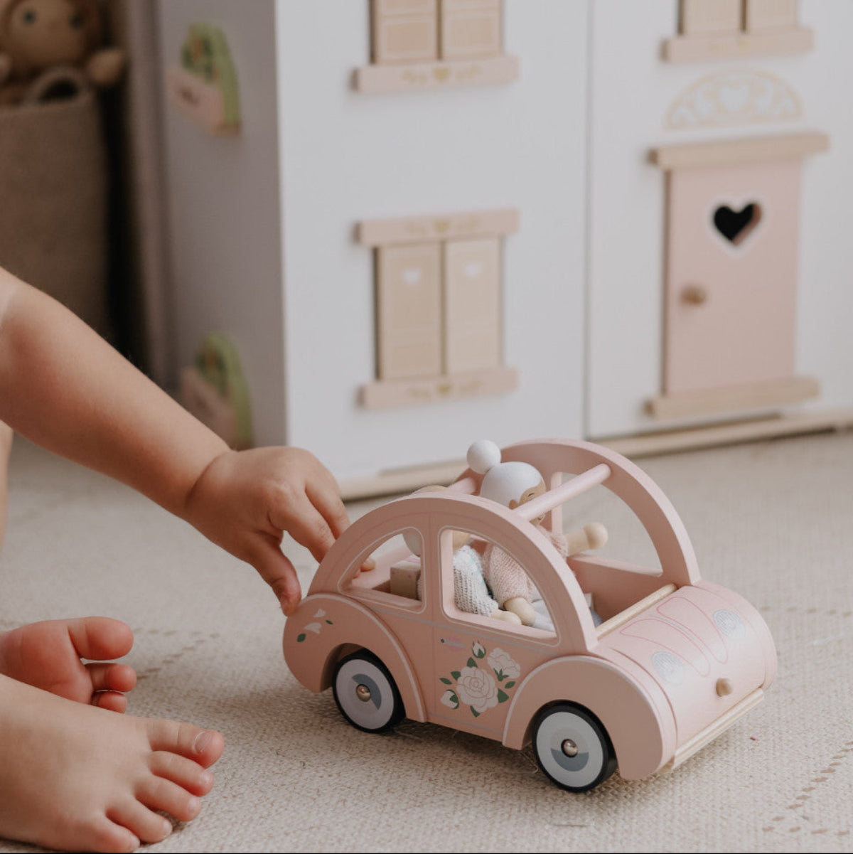 Le Toy Van Sophie's Dollhouse Car – My Sweet Muffin
